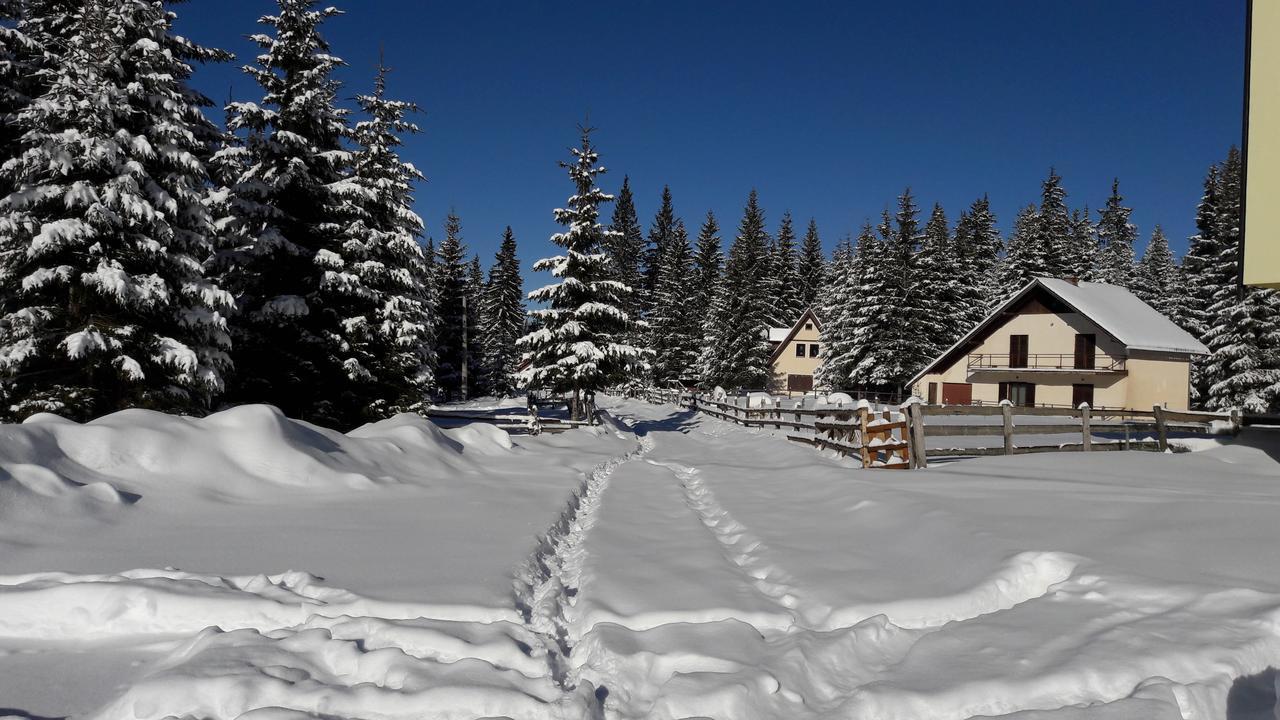 Snowhite Jahorina Villa Exterior photo